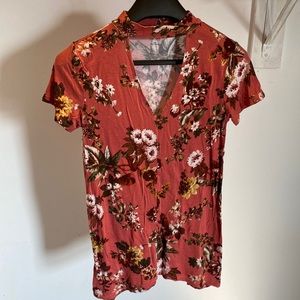 Short Sleeve Deep V neck Floral Top